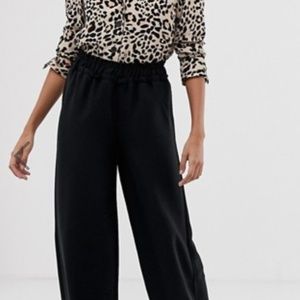 Vero Moda Tall Paperbag High Waist Wide Leg Trouse